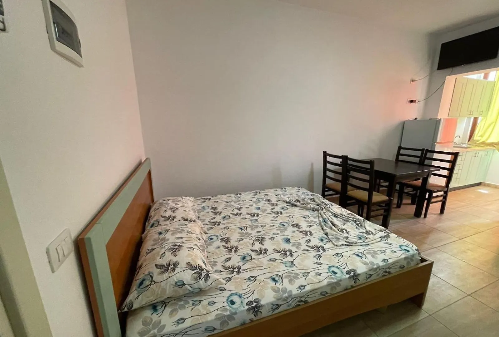 Vila Muca Shëngjin Albánia